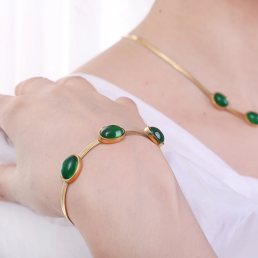 Oval Green Crystal Pendant Necklace Set With Bracelet